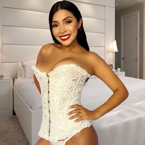 White Strapless Bridal Corset - Picture 4 of 12